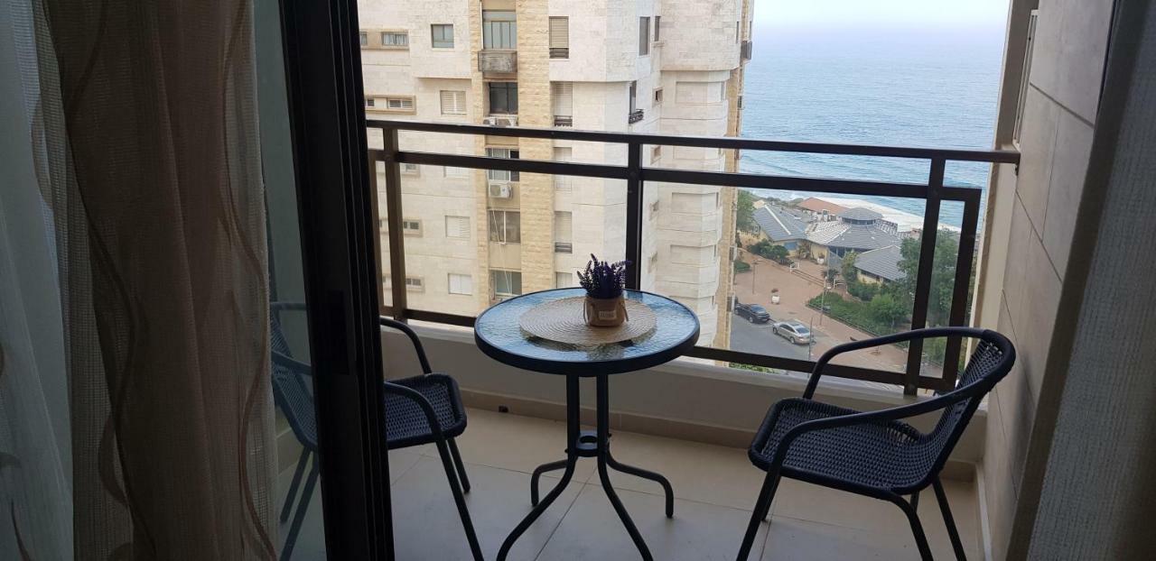 2 Bdr Nitza Appartment With Balkony Netanya Dış mekan fotoğraf
