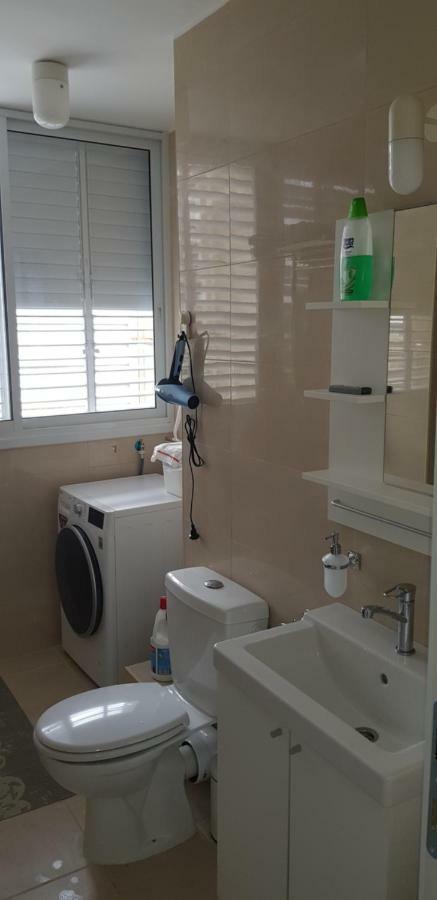 2 Bdr Nitza Appartment With Balkony Netanya Dış mekan fotoğraf