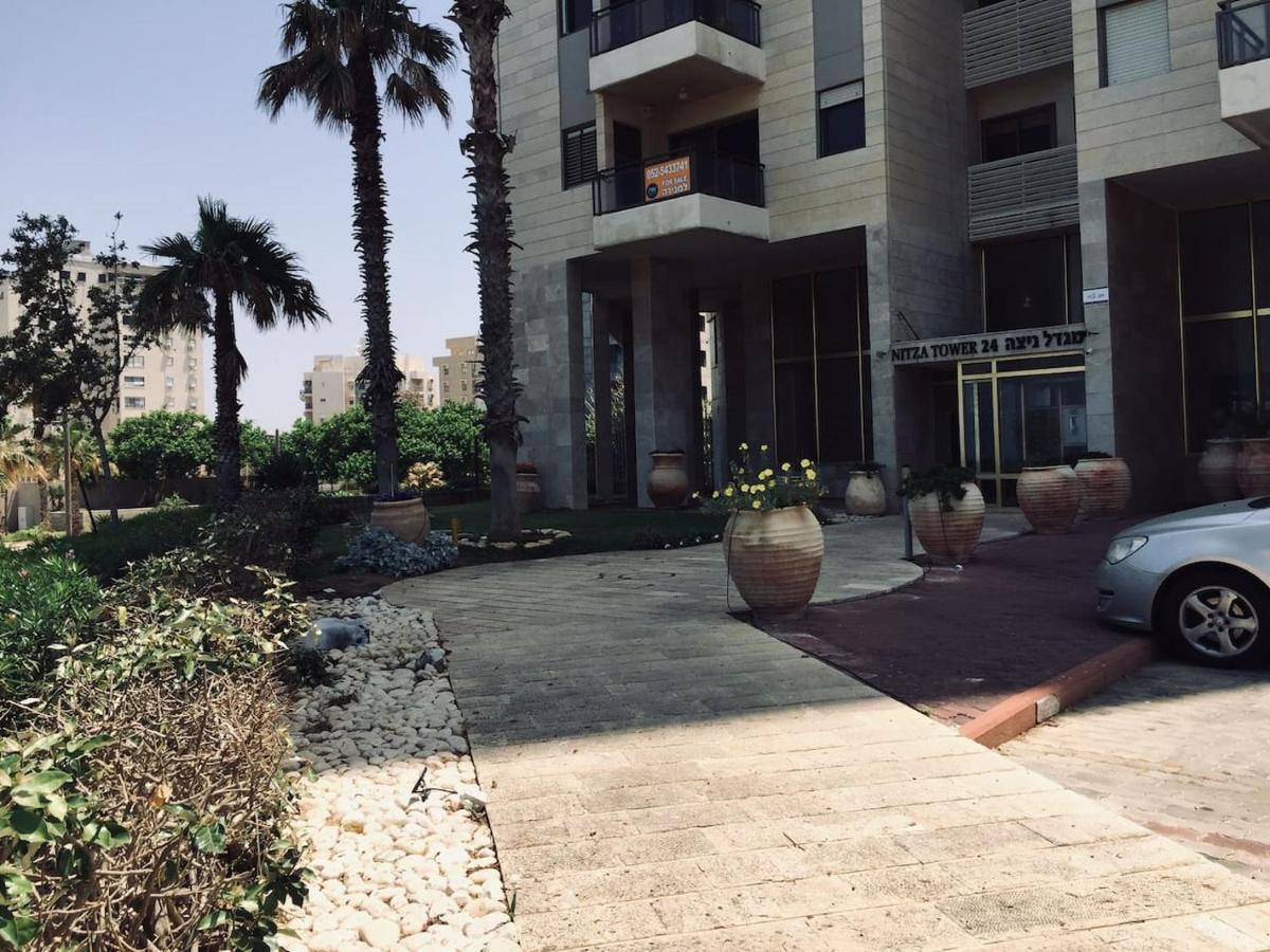 2 Bdr Nitza Appartment With Balkony Netanya Dış mekan fotoğraf