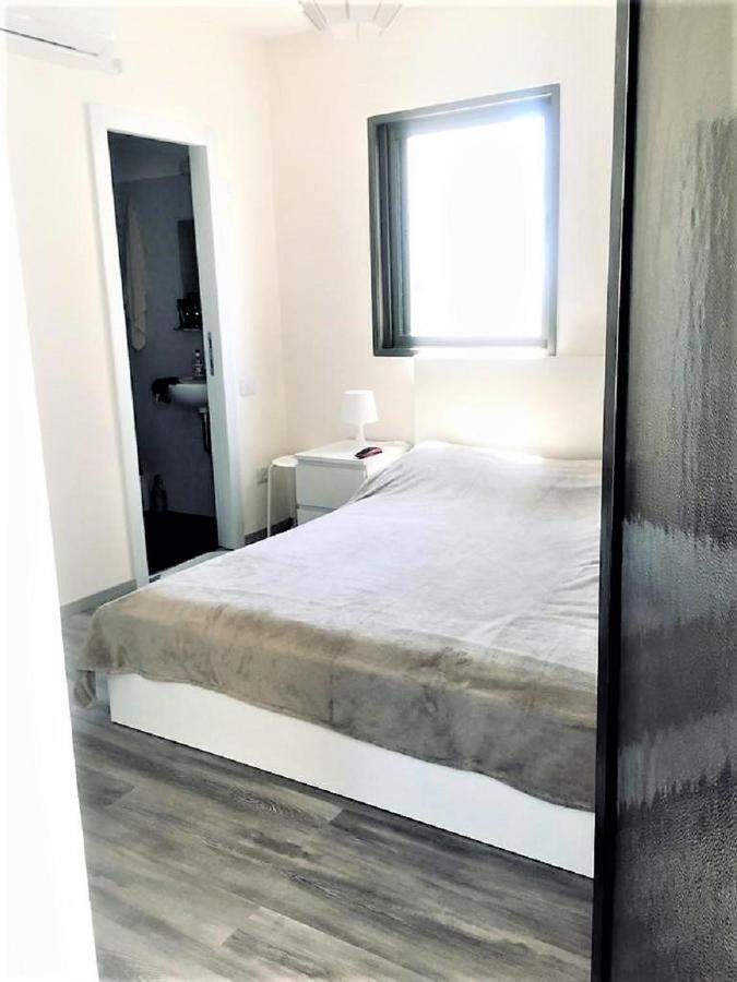 2 Bdr Nitza Appartment With Balkony Netanya Dış mekan fotoğraf
